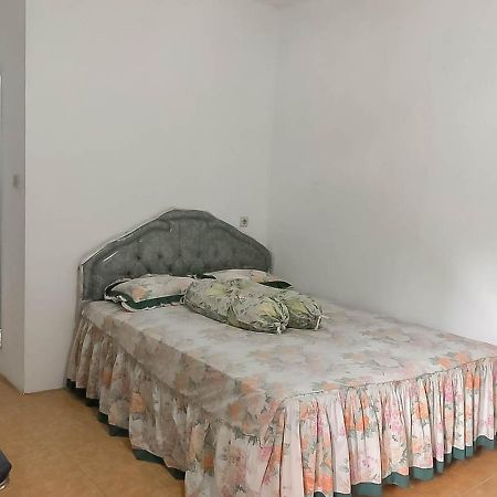 Rumah Panggung Guest House Syariah Mitra Reddoorz تْشيريبون المظهر الخارجي الصورة