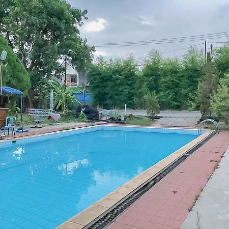 Rumah Panggung Guest House Syariah Mitra Reddoorz تْشيريبون المظهر الخارجي الصورة
